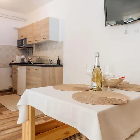 Apartment Apartma Roner