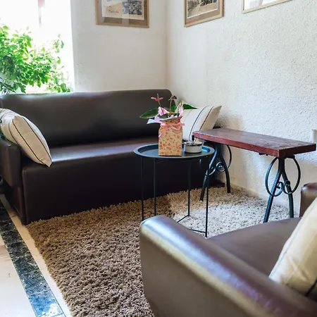 Apartma Roner *