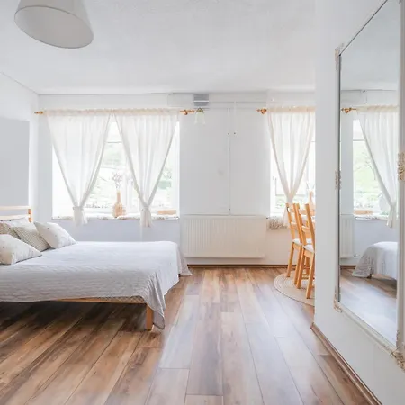 Apartma Roner Podbrdo