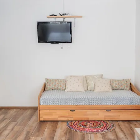 Apartma Roner Podbrdo