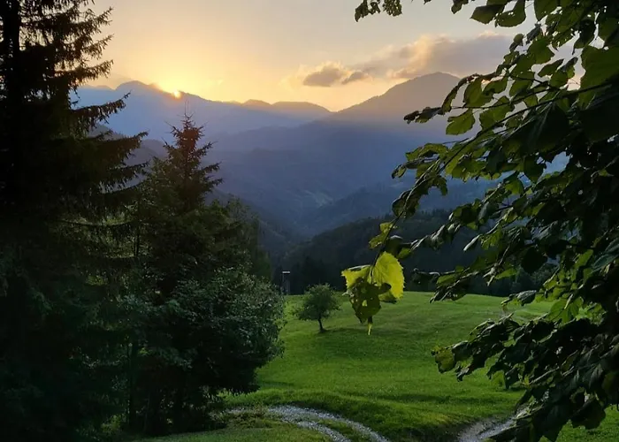 Apartma Roner * Podbrdo