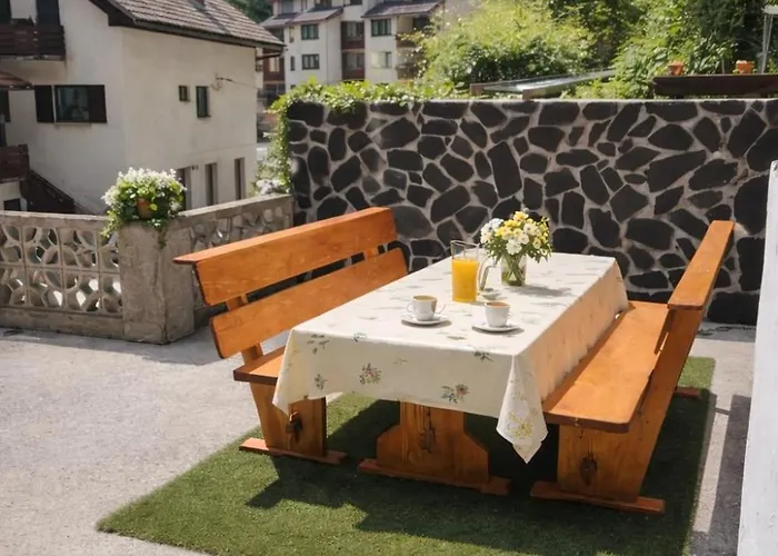 Apartma Roner * Podbrdo